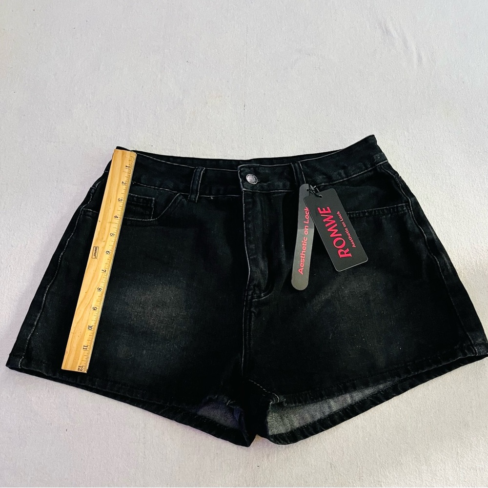 ROMWE Black Jean Shorts with Pink Embroidery - Picture 2 of 3